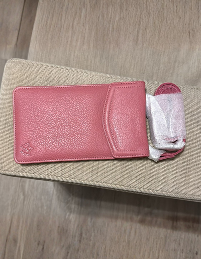 Wasama Sidekick Full-Grain Leather Crossbody Phone Bag — RFID Protected