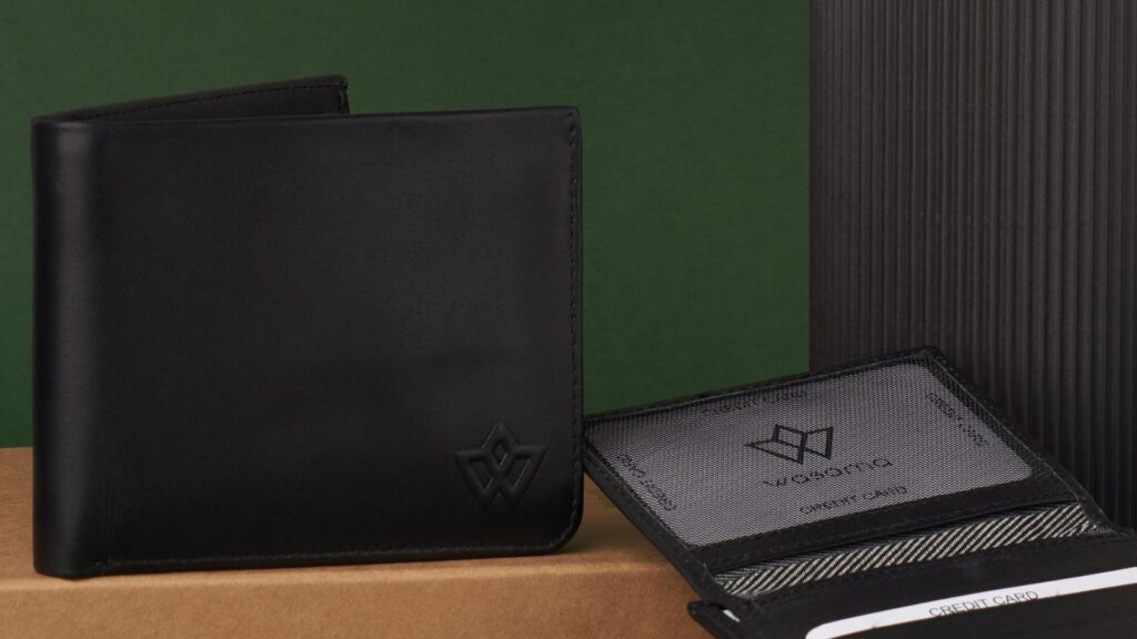 Leather wallet from Wasama